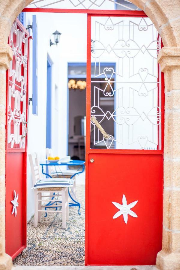 The Red Door In Koskinou Koskinou  Dış mekan fotoğraf